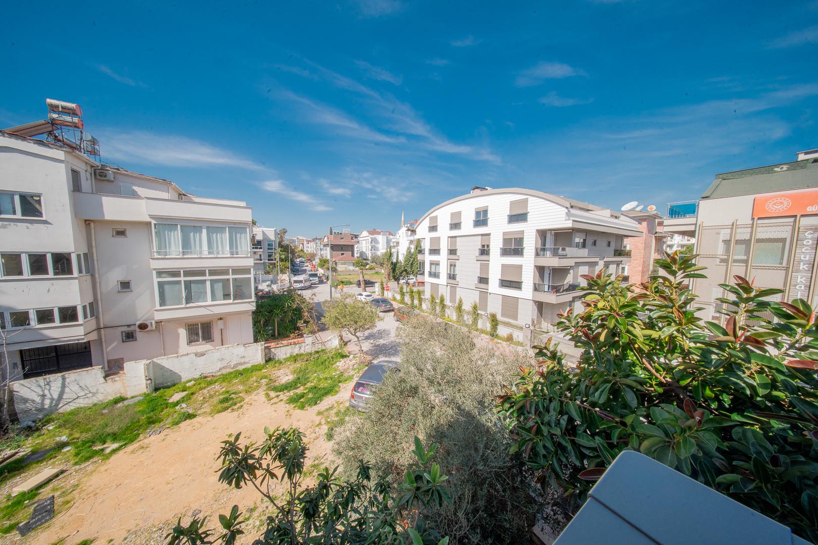 AZP05231 Lara Barınaklar’da Kurumsal Kimliğe Uygun 200 m² Dubleks Prestijli Ofis & İş Yeri