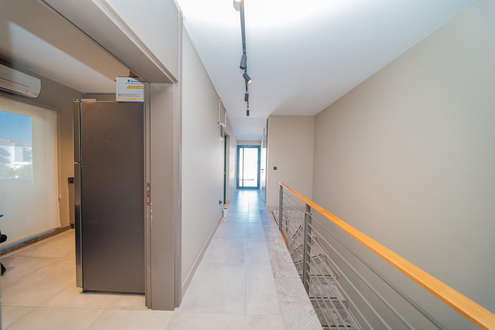 AZP05232 Lara Barınaklar’da Kurumsal Kimliğe Uygun 200 m² Dubleks Prestijli Ofis & İş Yeri