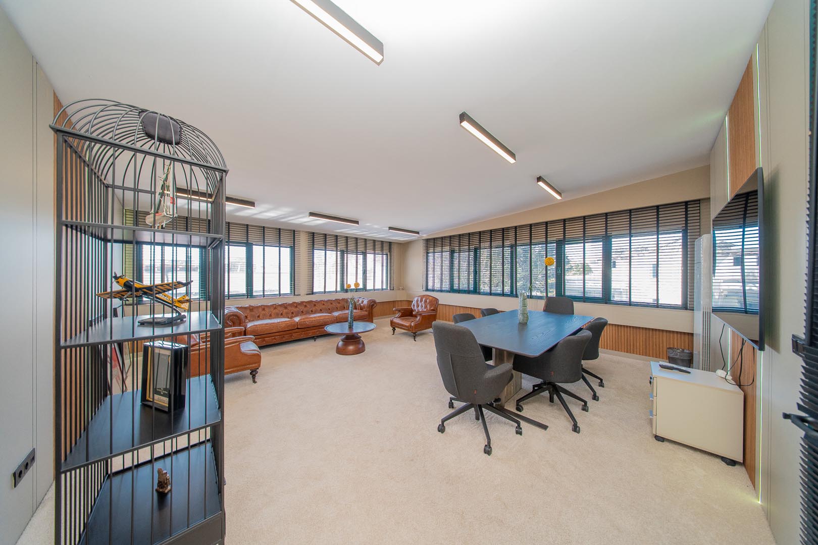 AZP05233 Lara Barınaklar’da Kurumsal Kimliğe Uygun 200 m² Dubleks Prestijli Ofis & İş Yeri