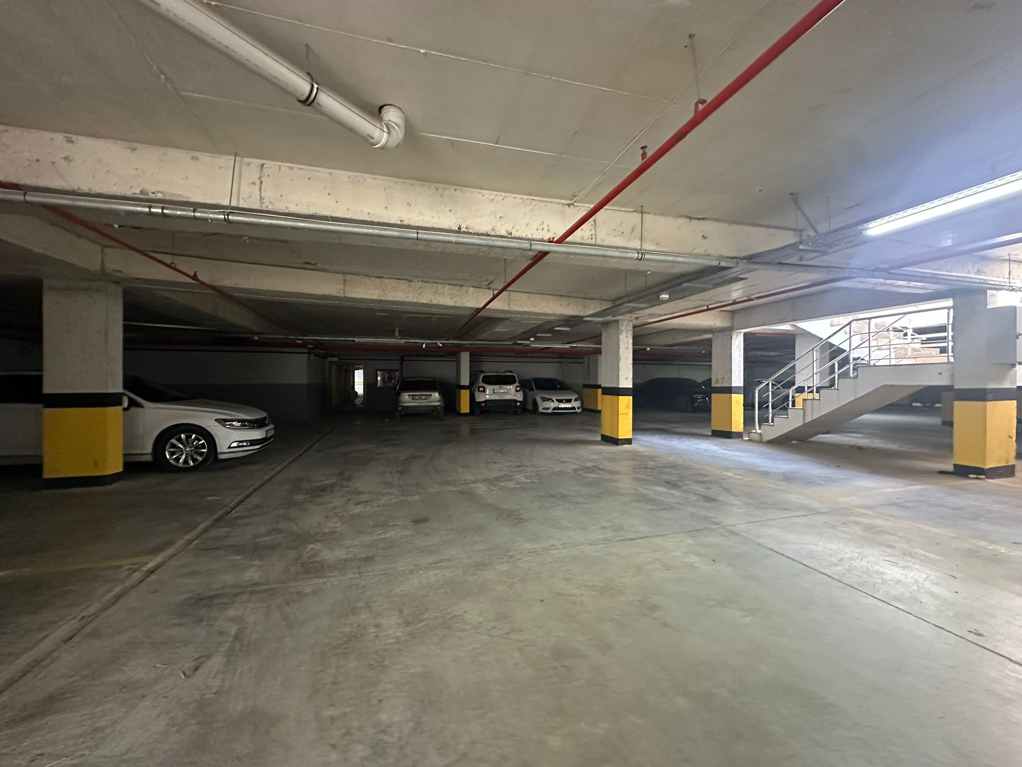 ANTALYA GÜZELOBA SİTE İÇERİSİNDE 2+1KAPALI OTOPARKLI GÜVENLİKLİ