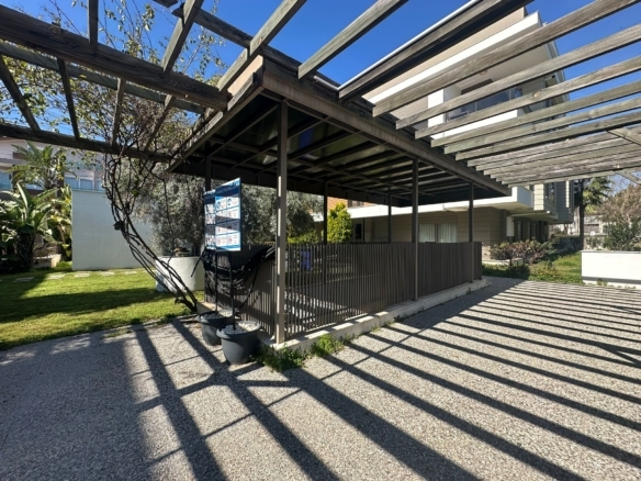 ANTALYA GÜZELOBA SİTE İÇERİSİNDE 2+1KAPALI OTOPARKLI GÜVENLİKLİ