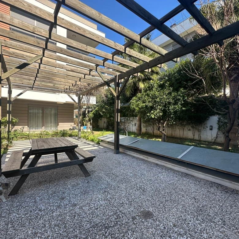 ANTALYA GÜZELOBA SİTE İÇERİSİNDE 2+1KAPALI OTOPARKLI GÜVENLİKLİ