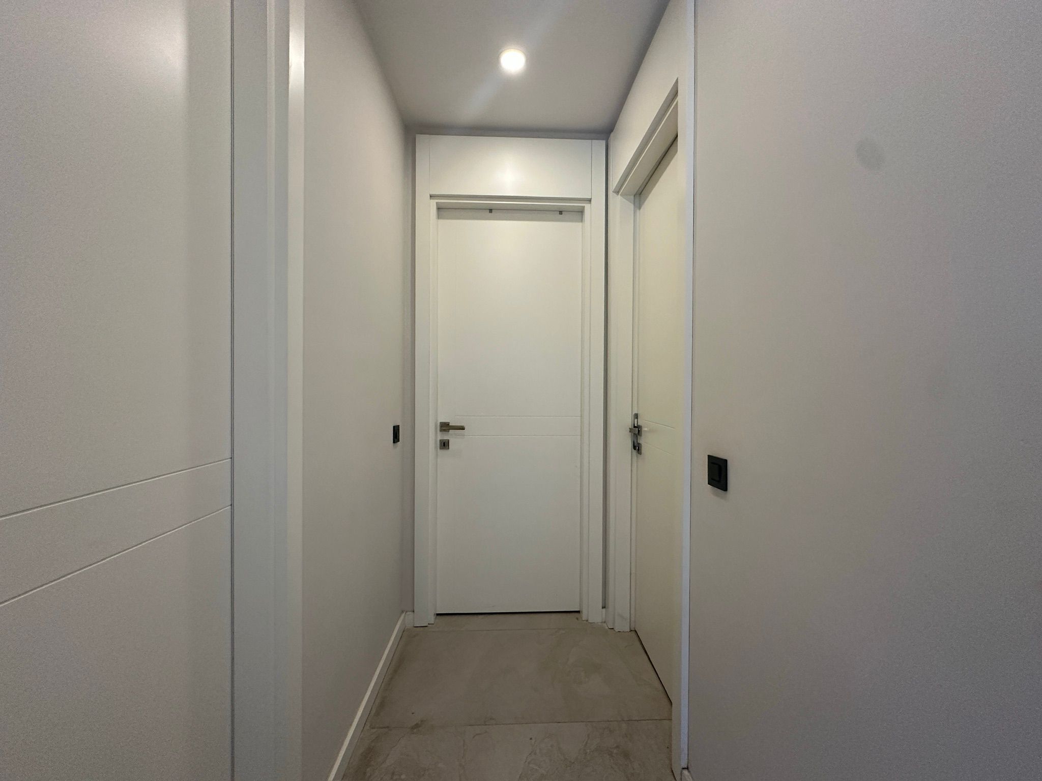 ANTALYA GÜZELOBA SİTE İÇERİSİNDE 2+1KAPALI OTOPARKLI GÜVENLİKLİ