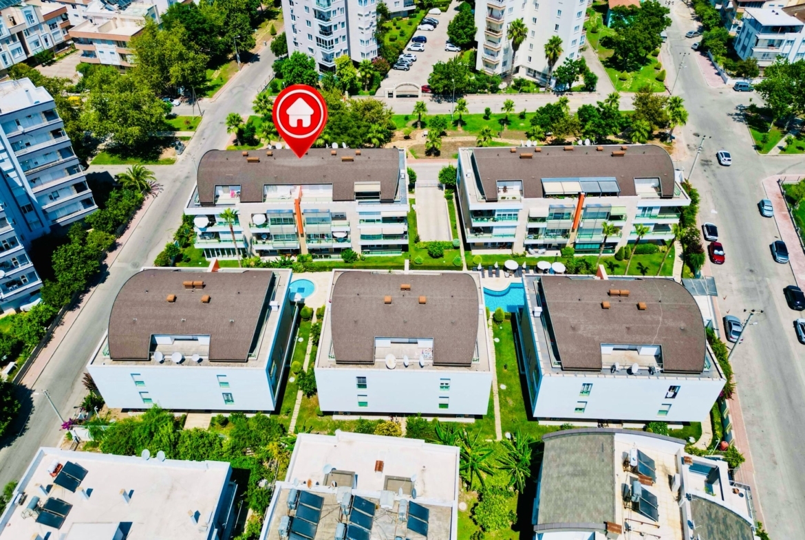 Kanyon Park Evleri’nde Havuzlu, Full Eşyalı ve Kapalı Otoparklı Lüks 1+1 Daire