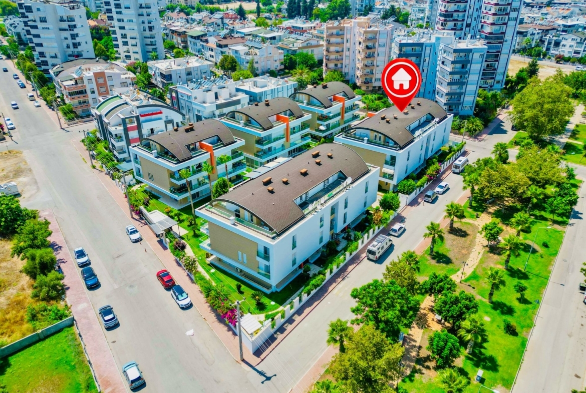 Kanyon Park Evleri’nde Havuzlu, Full Eşyalı ve Kapalı Otoparklı Lüks 1+1 Daire