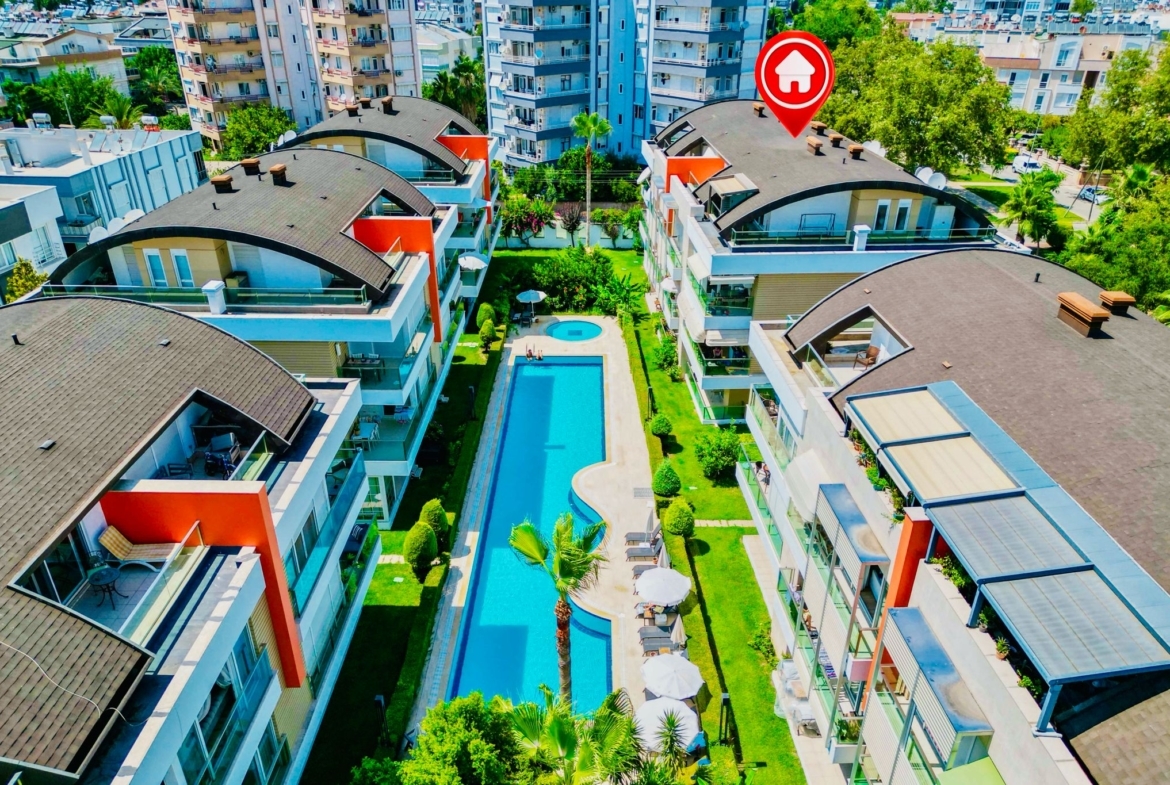 Kanyon Park Evleri’nde Havuzlu, Full Eşyalı ve Kapalı Otoparklı Lüks 1+1 Daire