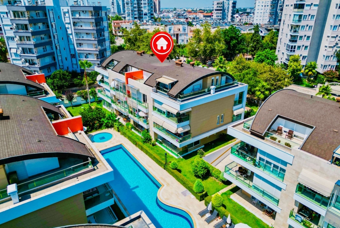 Kanyon Park Evleri’nde Havuzlu, Full Eşyalı ve Kapalı Otoparklı Lüks 1+1 Daire