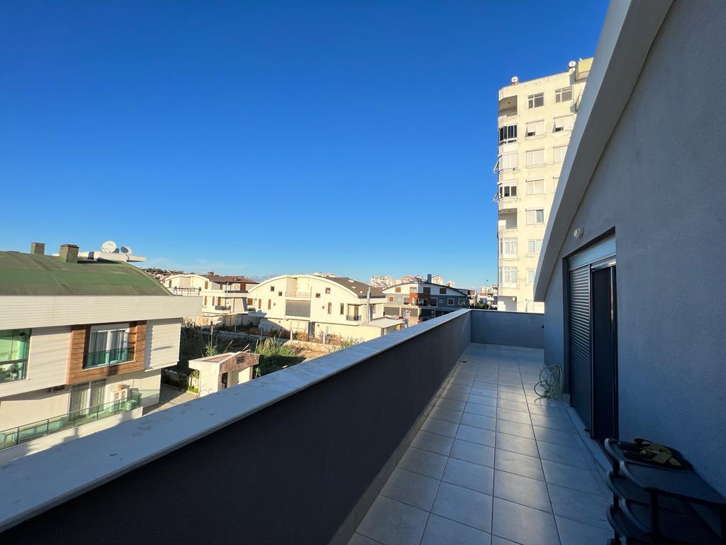 Güzeloba Limon Park Premium’da Havuzlu Site İçerisinde Terastlı Satılık 3+1 Dubleks Daire
