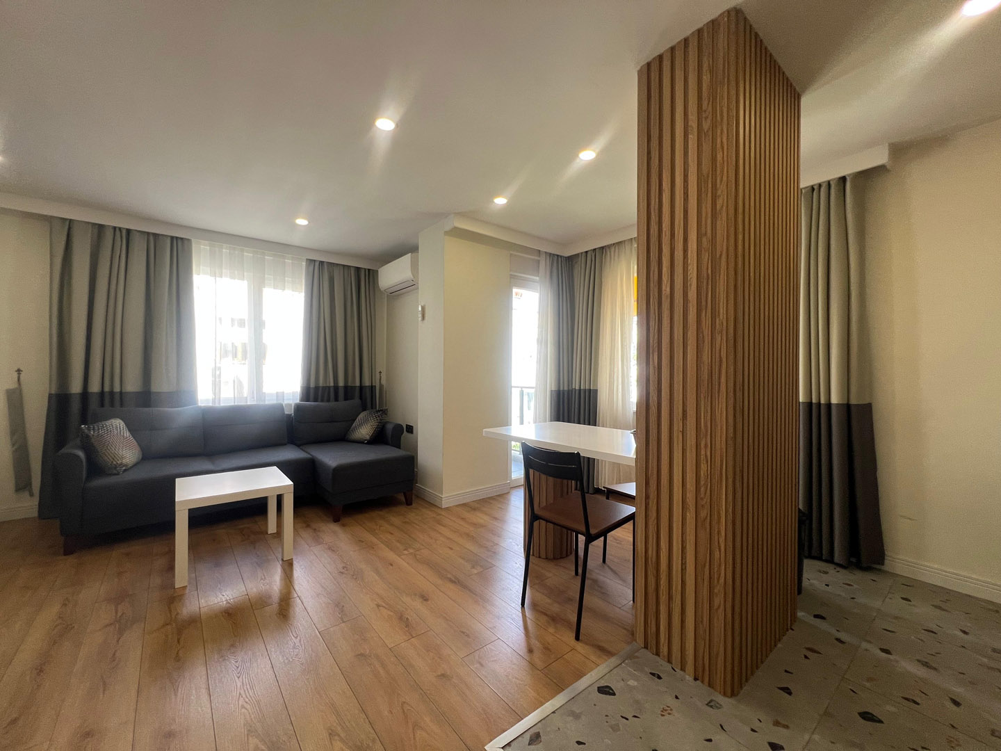 aa3a700b-bbfb-4b18-bd17-bb360d93dd90 Şirinyalı’da Yatırımlık Fırsat: 16 Daireli Full Eşyalı Komple Kiralık Bina