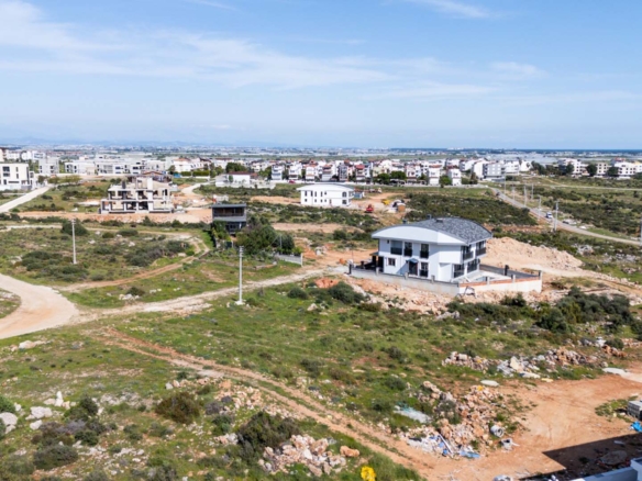 KEMERAĞZINDA 1309m² | LÜKS VİLLA PROJESİNE UYGUN | SATILIK ARSA