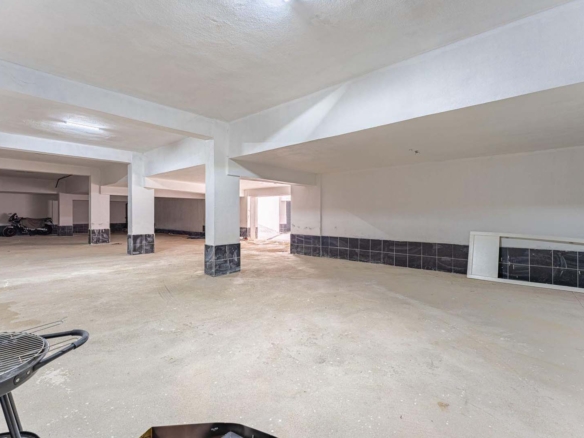 GÜZELOBADA 5+1 LÜKS VİLLA – KAPALI OTOPARK – GENİŞ BAHÇE