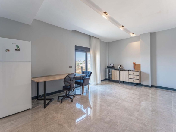 GÜZELOBADA 5+1 LÜKS VİLLA – KAPALI OTOPARK – GENİŞ BAHÇE