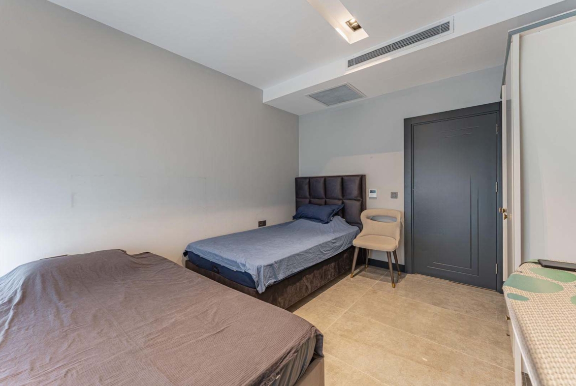 GÜZELOBADA 5+1 LÜKS VİLLA – KAPALI OTOPARK – GENİŞ BAHÇE