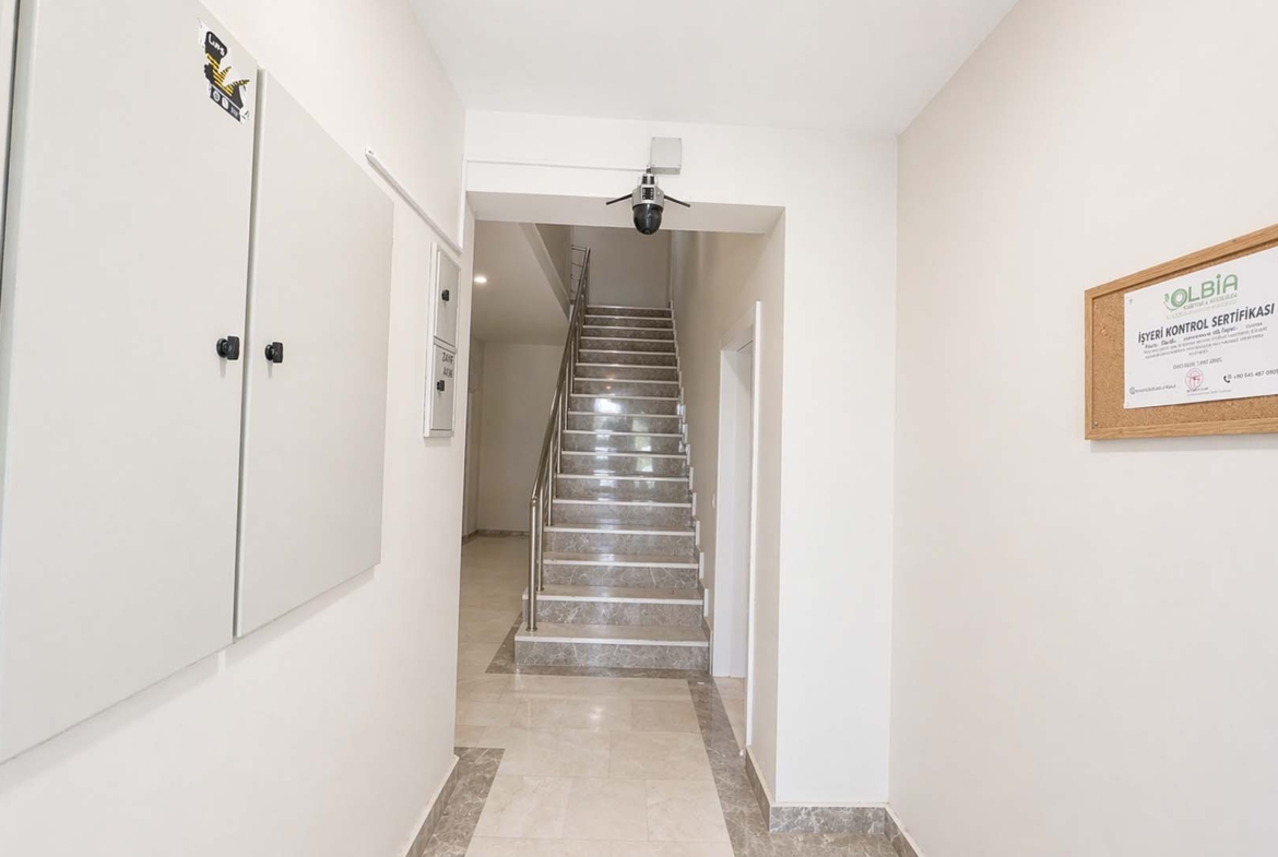 GÜZELOBA FERAH 4+1 DUBLEKS | EMSALLERİNDEN AVANTAJLI DAİRE