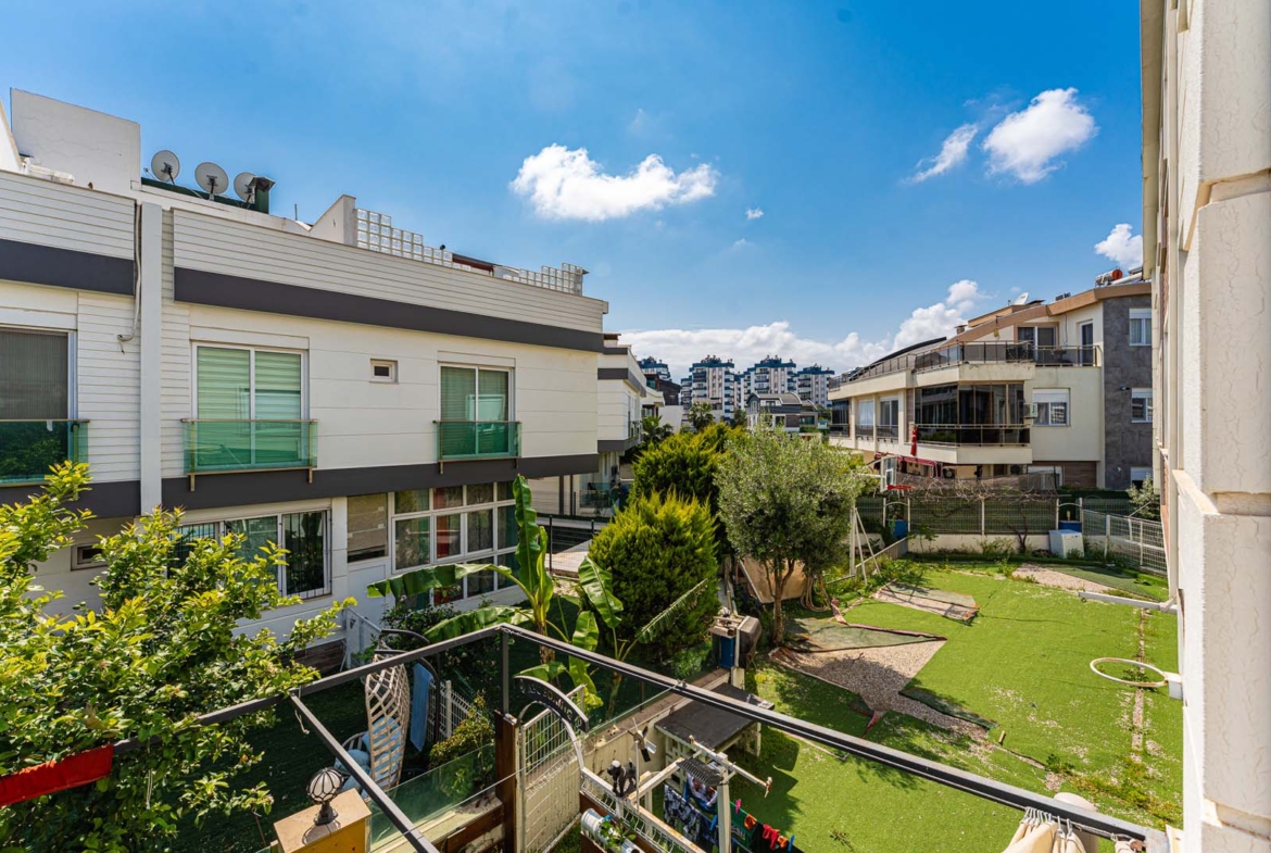 GÜZELOBA FERAH 4+1 DUBLEKS | EMSALLERİNDEN AVANTAJLI DAİRE