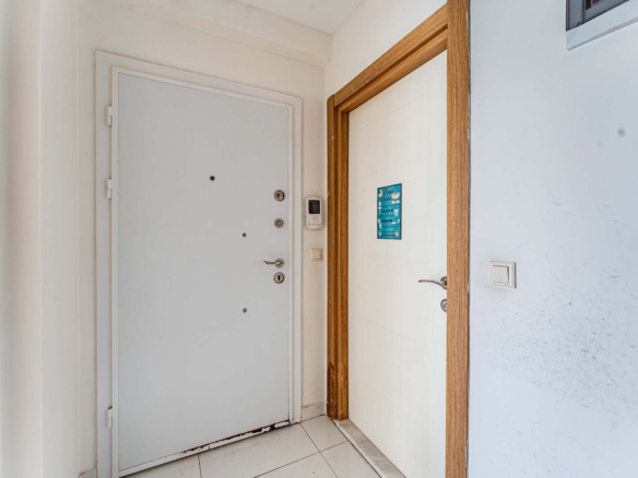 GÜZELOBA FERAH 4+1 DUBLEKS | EMSALLERİNDEN AVANTAJLI DAİRE