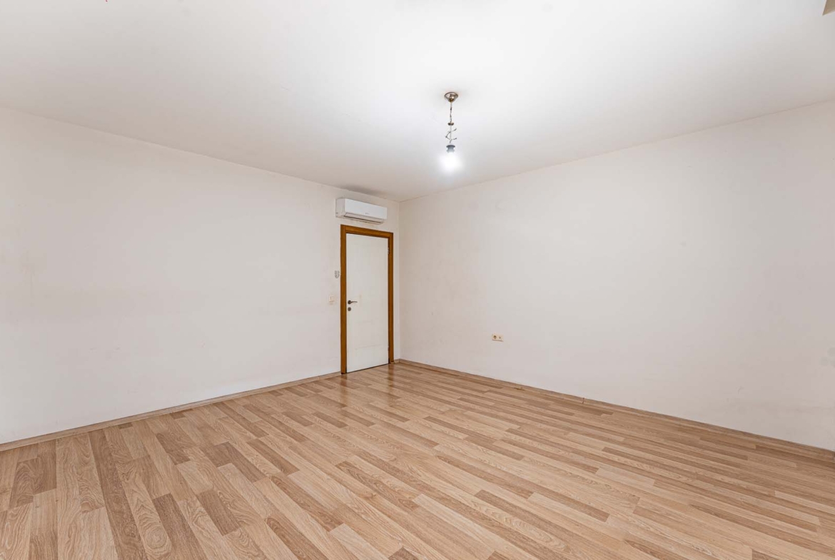 GÜZELOBA FERAH 4+1 DUBLEKS | EMSALLERİNDEN AVANTAJLI DAİRE