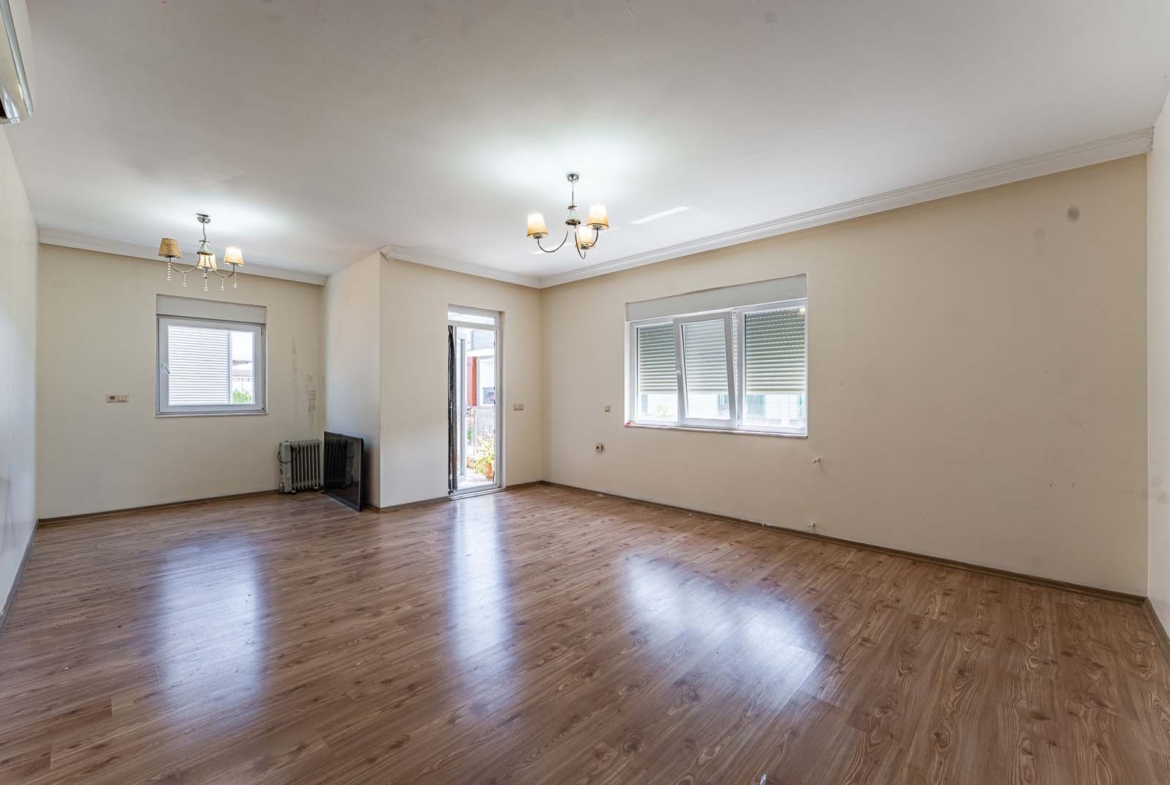 GÜZELOBA FERAH 4+1 DUBLEKS | EMSALLERİNDEN AVANTAJLI DAİRE