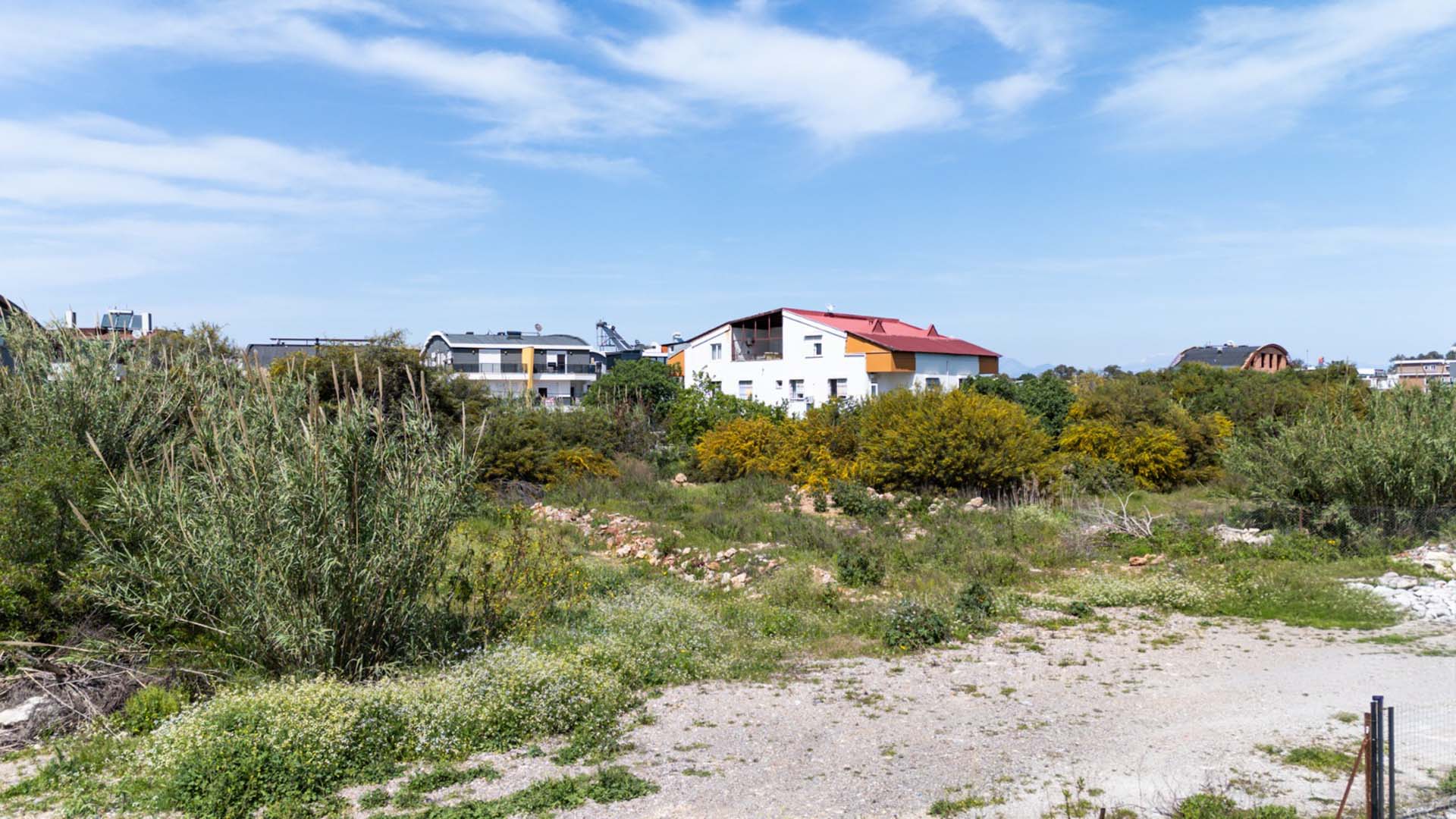 WhatsApp Image 2026-04-22 at 10.48.37 (5) GÜZELOBA Emsalsiz | 1247 m² ARSA| KONUT | VİLLA & BUTİK OTEL