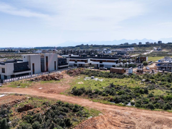 AKSU KEMERAĞZINDA VİLLA İMARLI | ŞEHRE YAKIN 350m2 ARSA