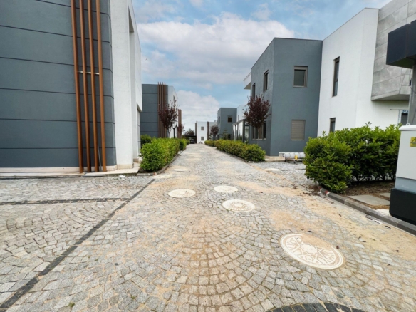 KEPEZ ODABAŞINDA SATILIK 4+1 VİLLA