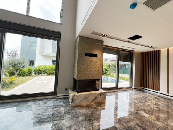 KEPEZ ODABAŞINDA SATILIK 4+1 VİLLA