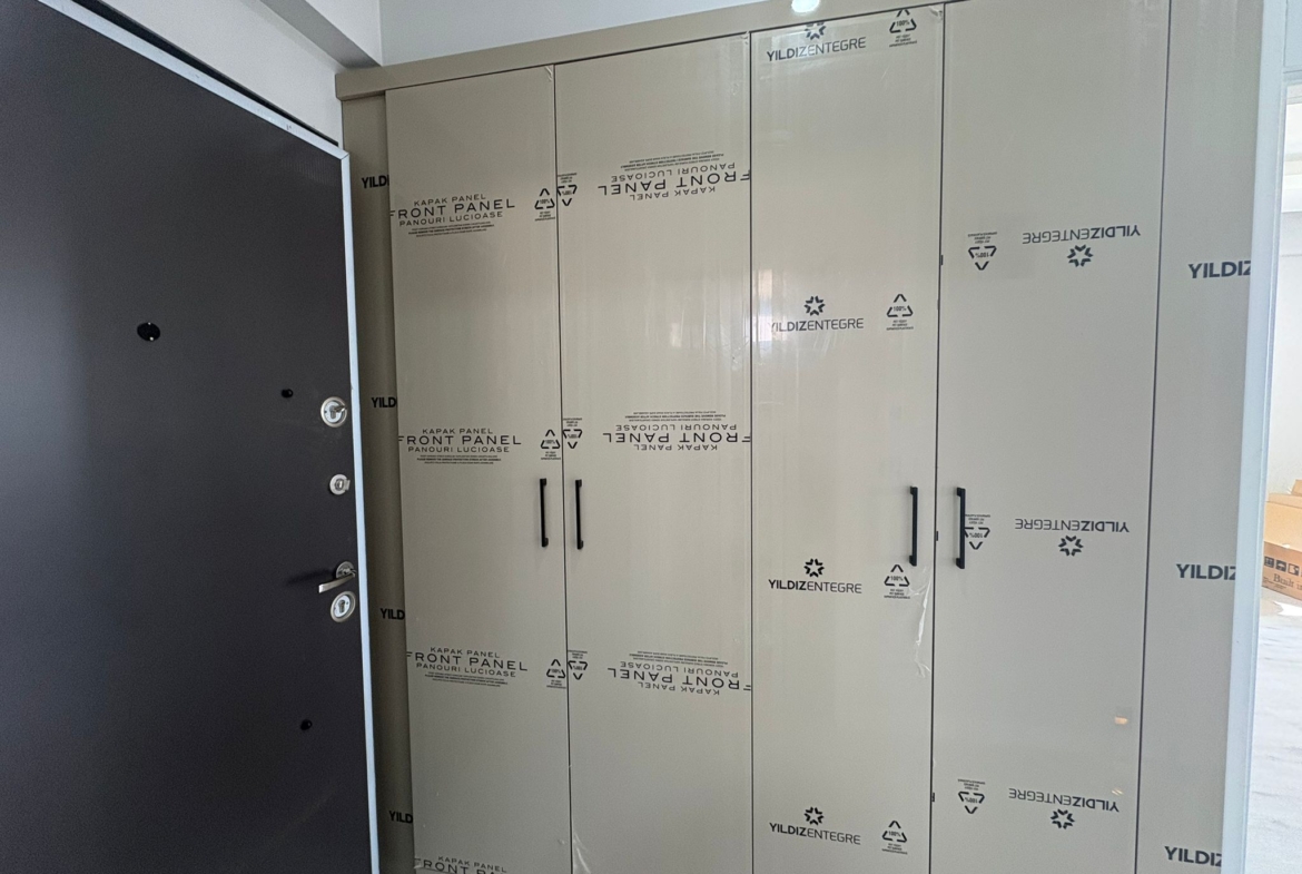 ALTINTASDA 2+1 KİRALIK HAVUZ CEPHE DAİRE