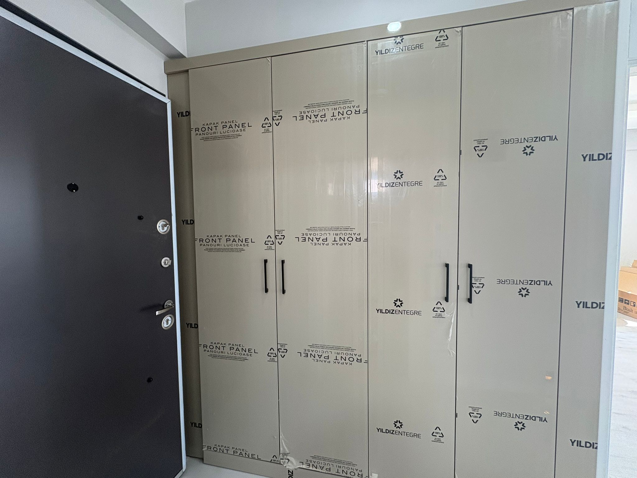 ALTINTASDA 2+1 KİRALIK HAVUZ CEPHE DAİRE