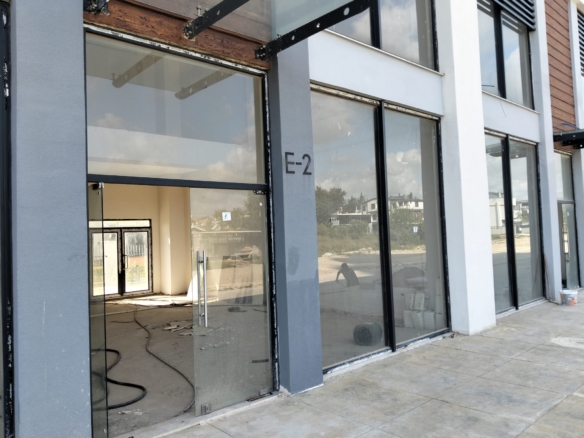 ALTINTAŞ ANTORYUMDA KİRALIK 300 m2 dDÜKKAN