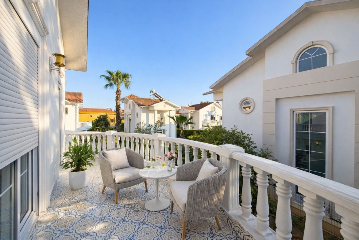 Belekte Airbnb Ruhsatlı | Müstakil Havuzlu 3+1 Lüks Villa