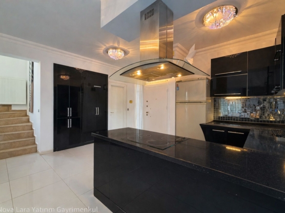 Belekte Airbnb Ruhsatlı | Müstakil Havuzlu 3+1 Lüks Villa
