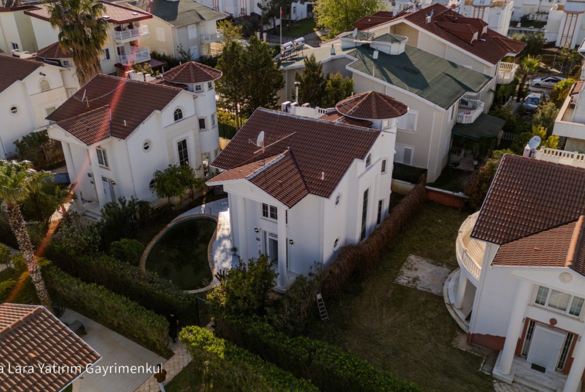 Belekte Airbnb Ruhsatlı | Müstakil Havuzlu 3+1 Lüks Villa