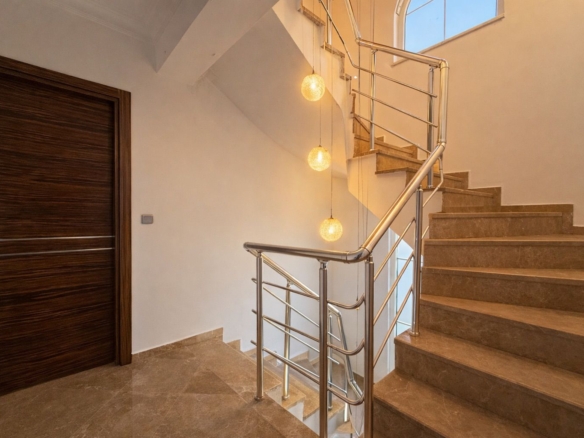 Belekte Airbnb Ruhsatlı | Müstakil Havuzlu 3+1 Lüks Villa