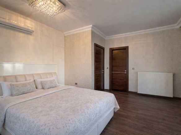 Belekte Airbnb Ruhsatlı | Müstakil Havuzlu 3+1 Lüks Villa