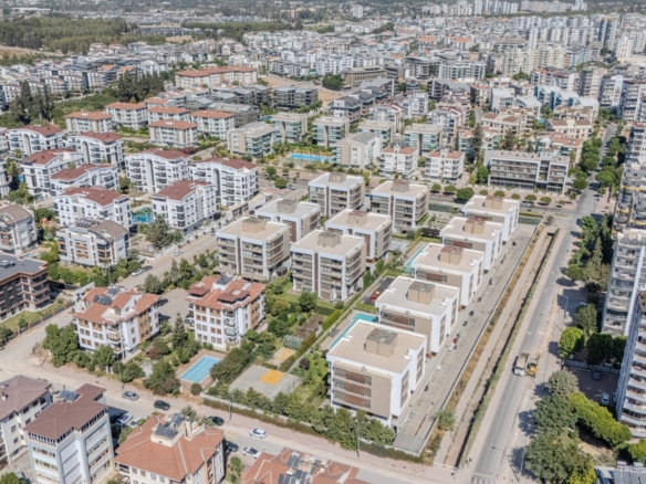Konyaaltı Özgüntur Park Maya’da Villa Tadında 4+1 Bahçe Dubleksi