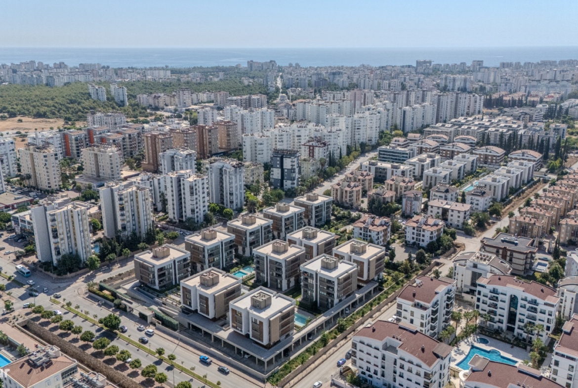 Konyaaltı Özgüntur Park Maya’da Villa Tadında 4+1 Bahçe Dubleksi