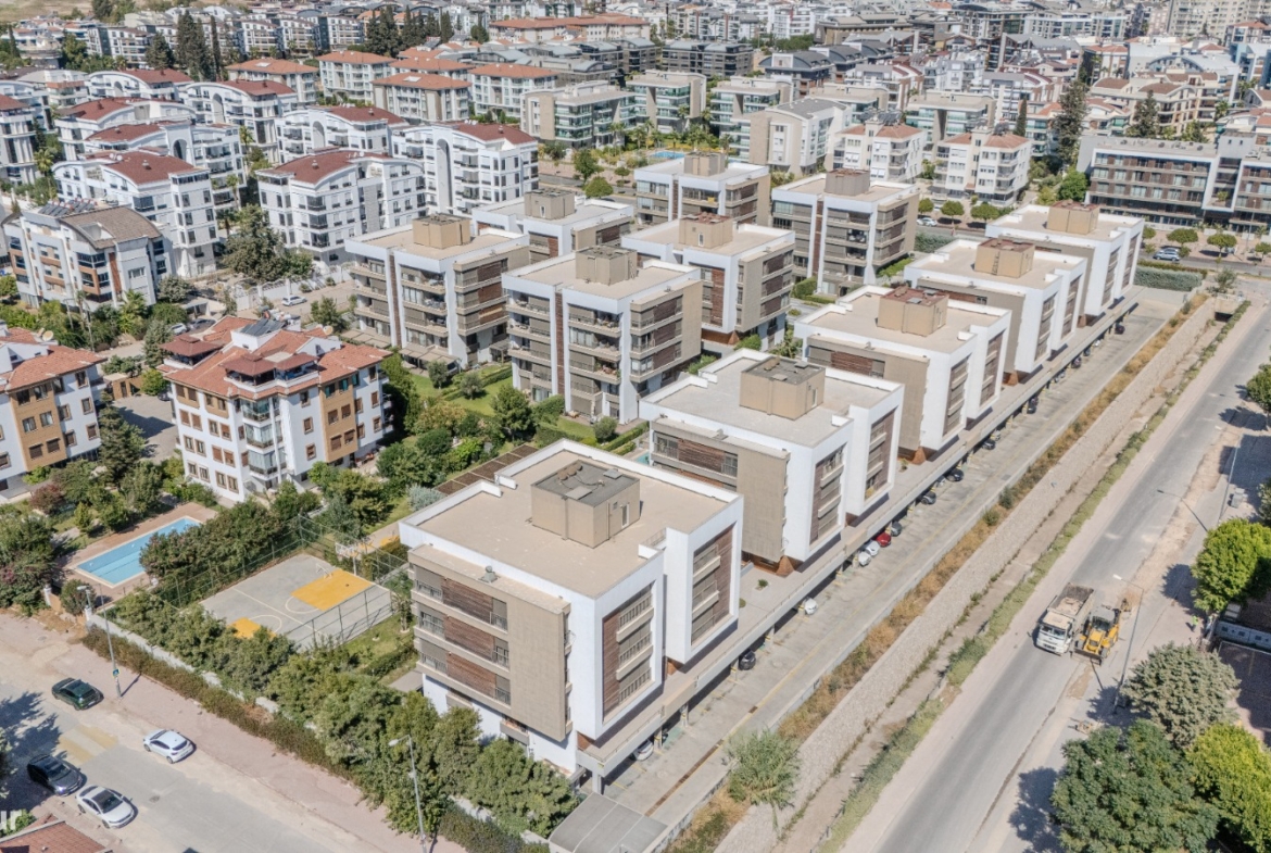 Konyaaltı Özgüntur Park Maya’da Villa Tadında 4+1 Bahçe Dubleksi