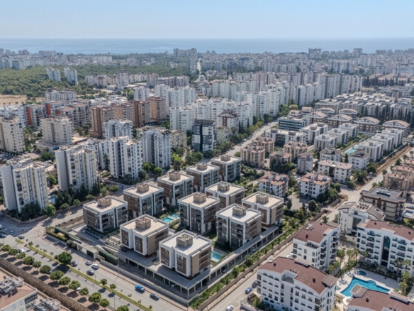 Konyaaltı Özgüntur Park Maya’da Villa Tadında 4+1 Bahçe Dubleksi