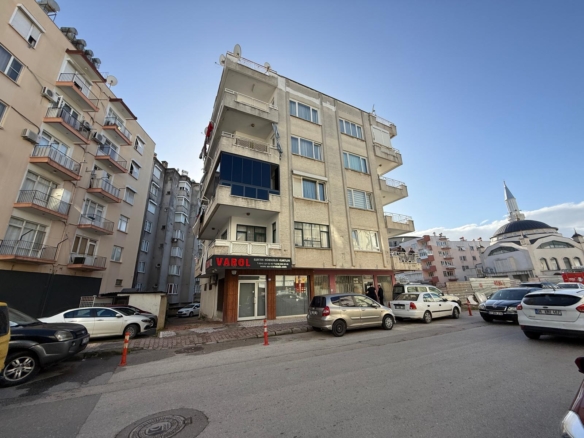 ÜÇGEN MAH. ANA CADDEYE YAKIN YATIRIMLIK GENİŞ 3+1