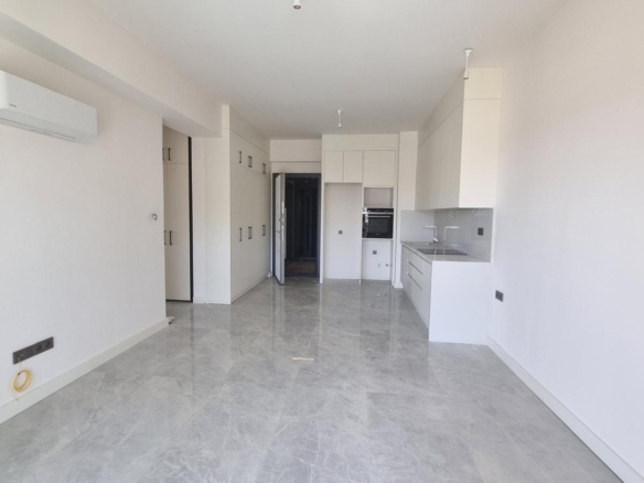 ALTINTAŞ TK 77 DE HAVUZ CEPHE KATTA 2+1 EŞYASIZ DAİRE