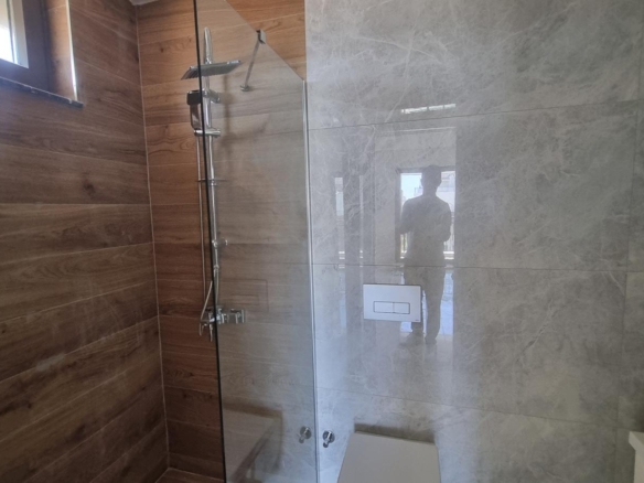 ALTINTAŞ TK 77 DE HAVUZ CEPHE KATTA 2+1 EŞYASIZ DAİRE