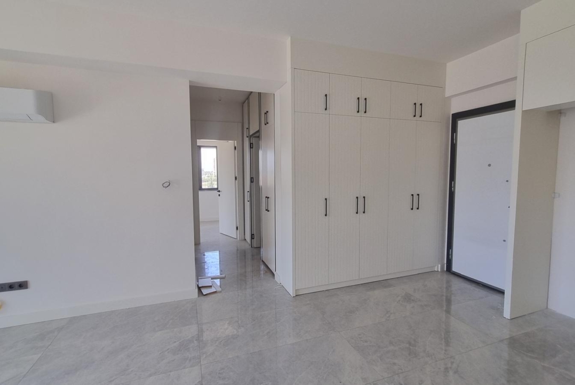 ALTINTAŞ TK 77 DE HAVUZ CEPHE KATTA 2+1 EŞYASIZ DAİRE