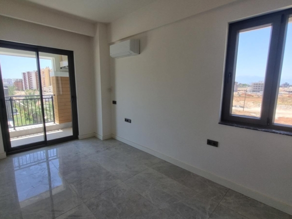 ALTINTAŞ TK 77 DE HAVUZ CEPHE KATTA 2+1 EŞYASIZ DAİRE