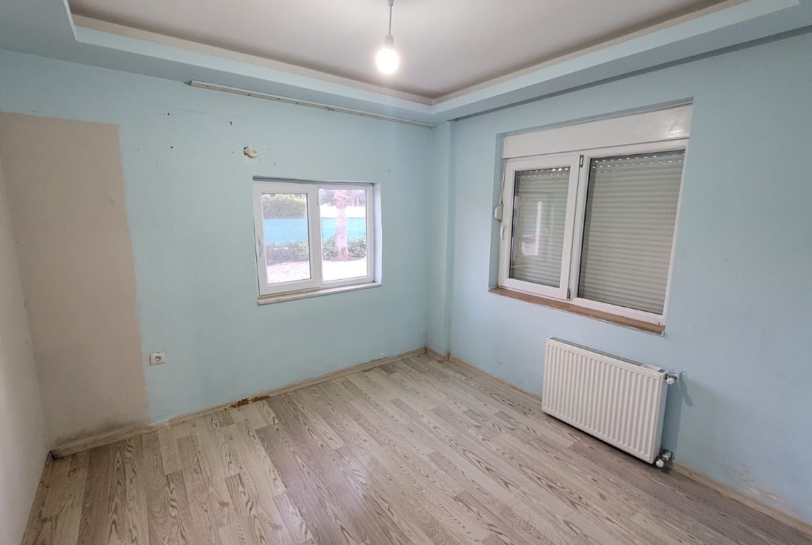 LARA’da HAVUZLU LÜKS SİTEDE 4 CEPHELİ 1+1