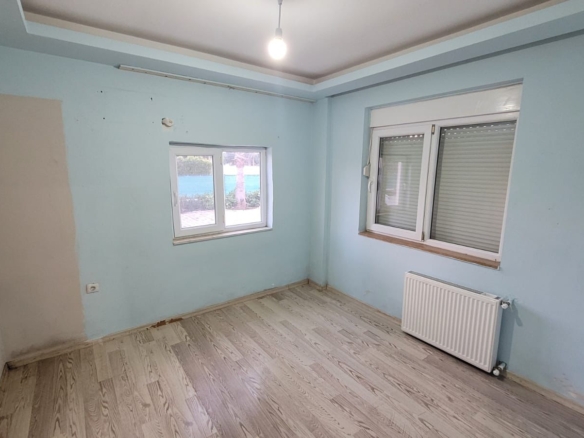 LARA’da HAVUZLU LÜKS SİTEDE 4 CEPHELİ 1+1