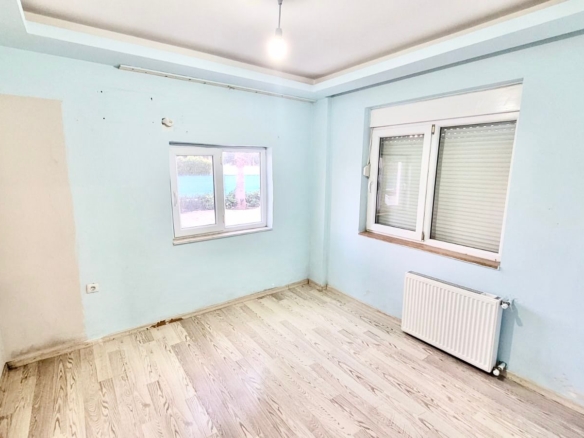 LARA’da HAVUZLU LÜKS SİTEDE 4 CEPHELİ 1+1