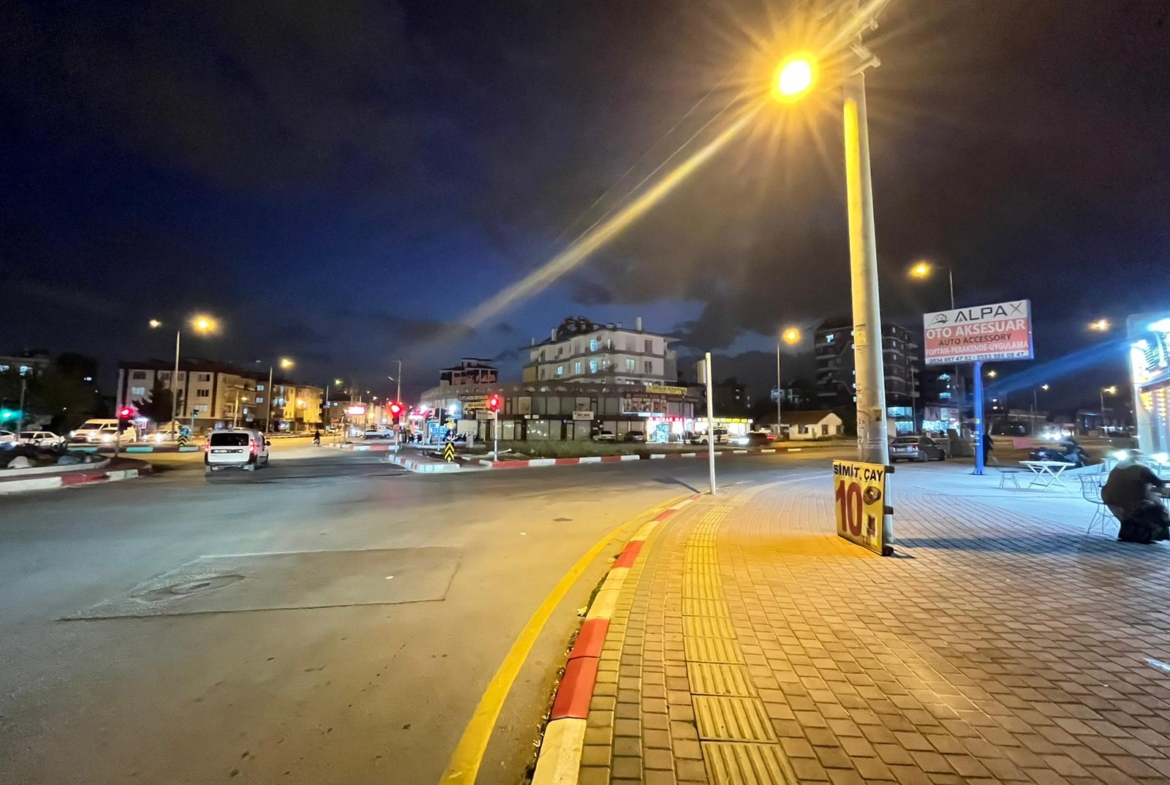 ŞEHİR HASTANESİ YAKINI DEPOLU 2 KATLI YATIRIMLIK DÜKKAN