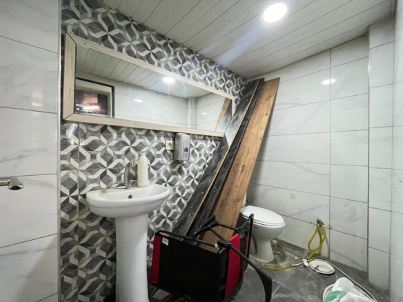 ŞEHİR HASTANESİ YAKINI DEPOLU 2 KATLI YATIRIMLIK DÜKKAN