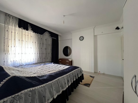 TRAMVAY DURAĞINA YAKIN SATILIK 3+1 DAİRE