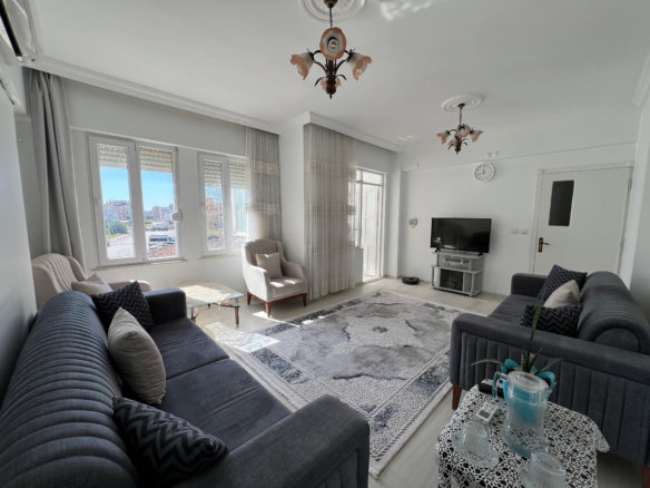TRAMVAY DURAĞINA YAKIN SATILIK 3+1 DAİRE